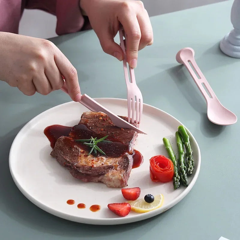 Hållbara plastbestick